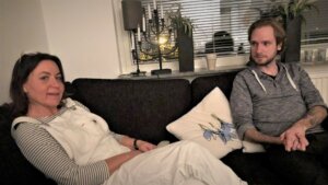 Emil Johansson och Malin Bäck sågs under flera år. IPT-behandlingen beskriver Emil som helt avgörande för att han skulle må bättre. Foto: Thomas Heldmark/SR